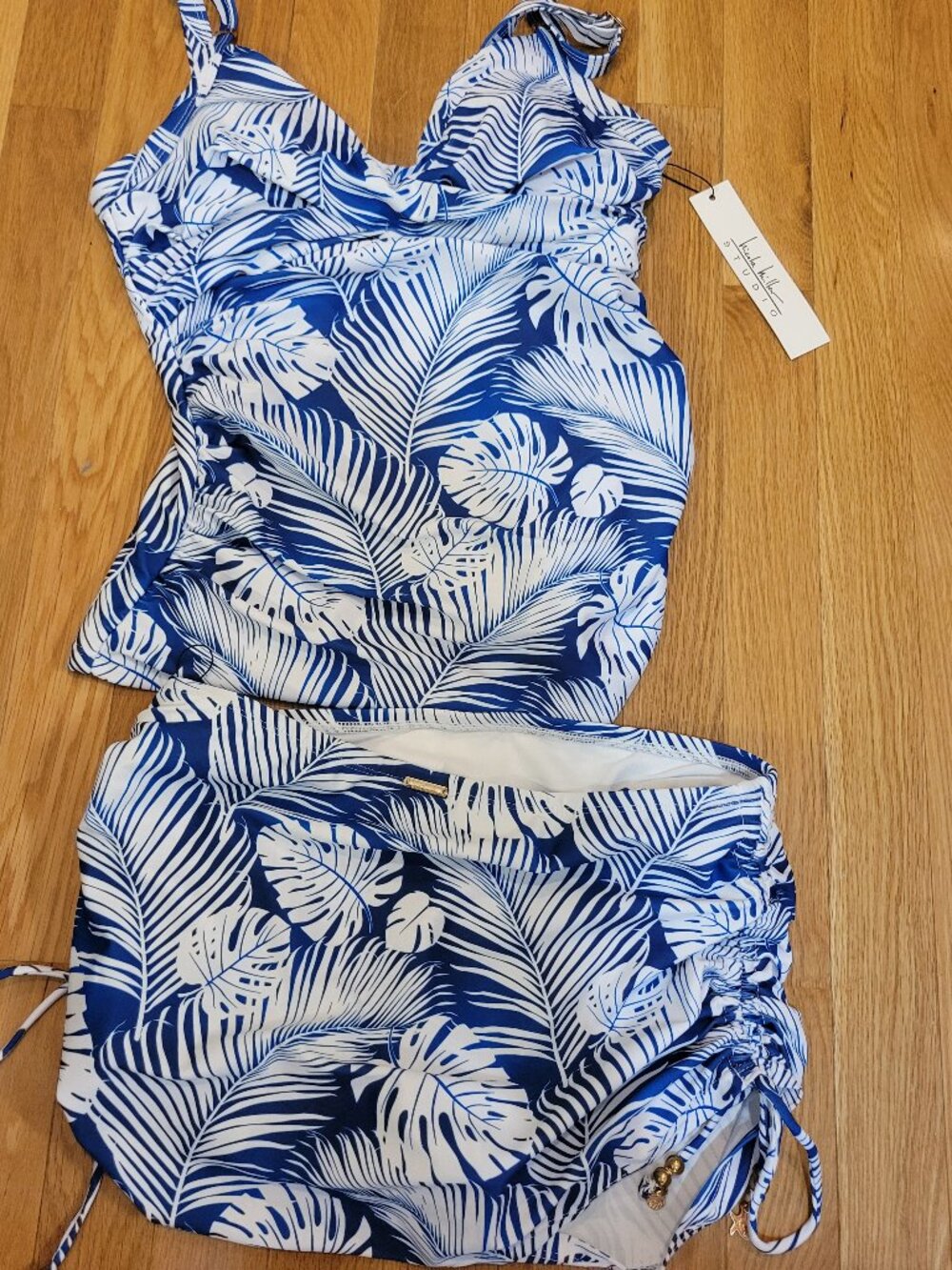 Nwt Nicole Miller Swimsuit set womens small